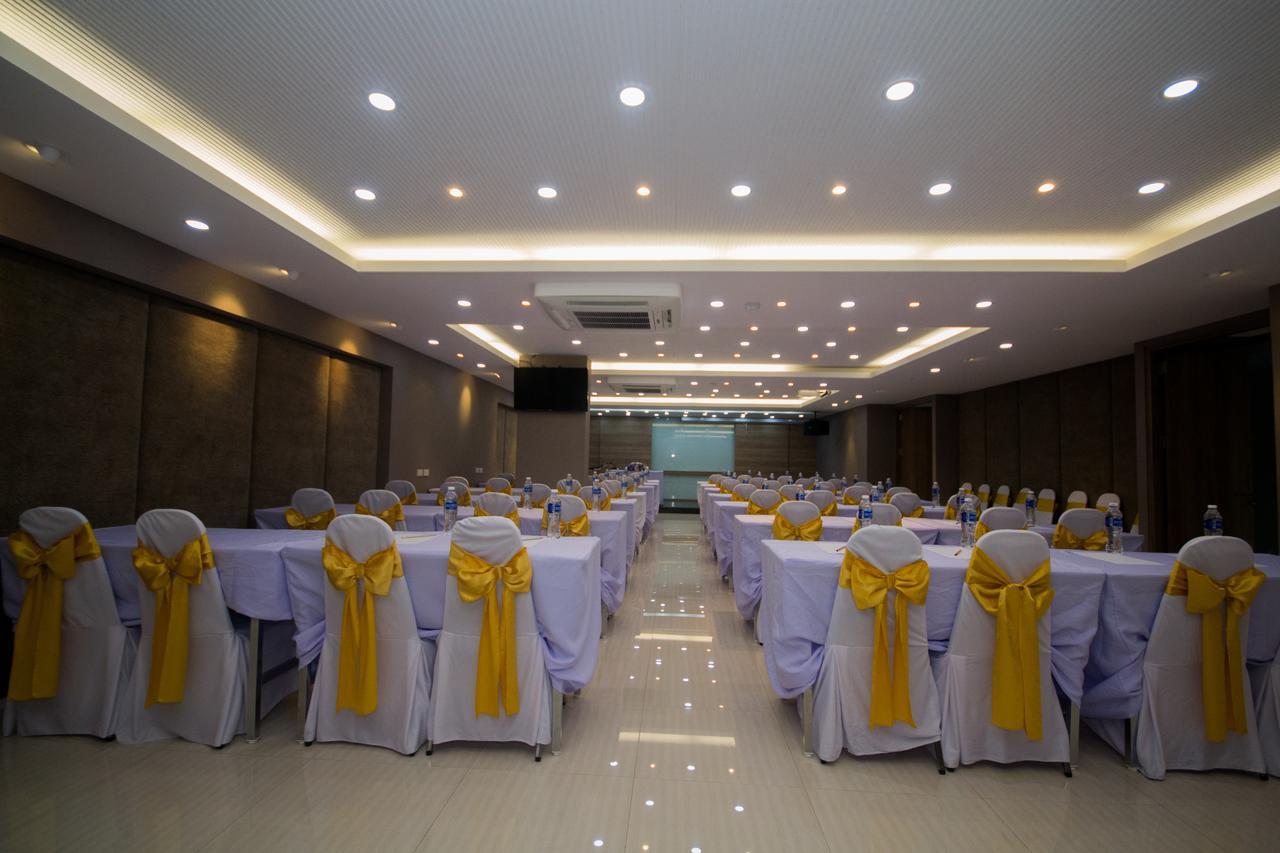 Villa Baron Sha Plus Nonthaburi Exterior foto